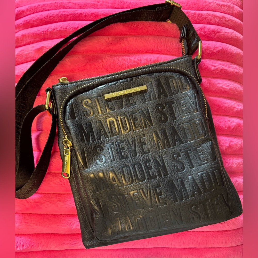 Steve Madden Embossed Black Messenger Bag